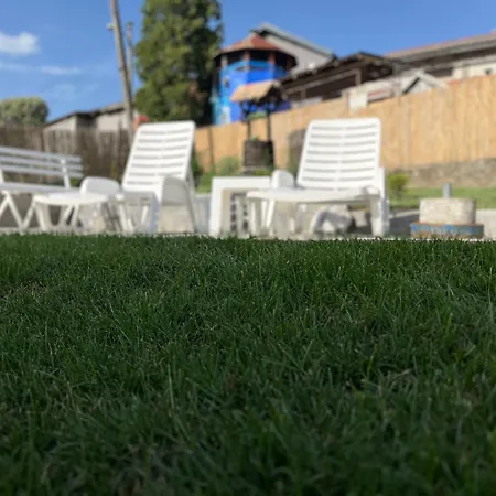 Case de vacanță Cajica Avlija Obrenovac (Belgrade)