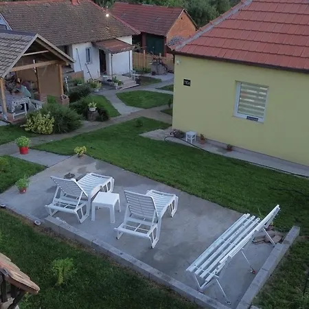 Cajica Avlija