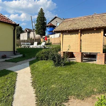 Cajica Avlija Prázdninový dům *