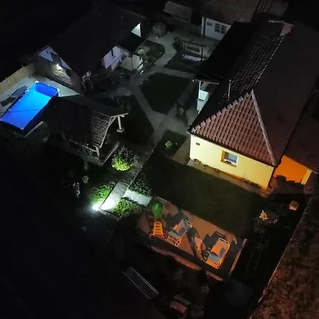 Cajica Avlija Prázdninový dům *