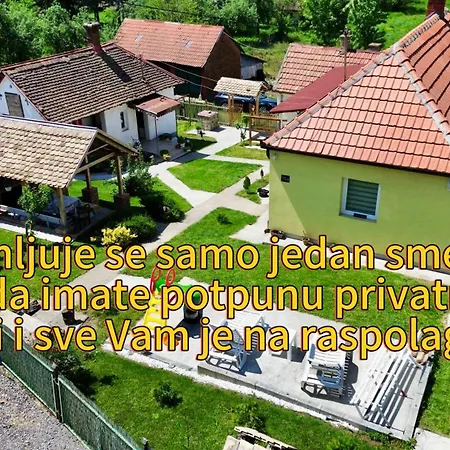 Cajica Avlija Prázdninový dům *