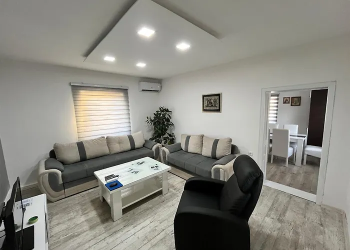 Сasa de vacaciones Cajica Avlija Obrenovac (Belgrade)